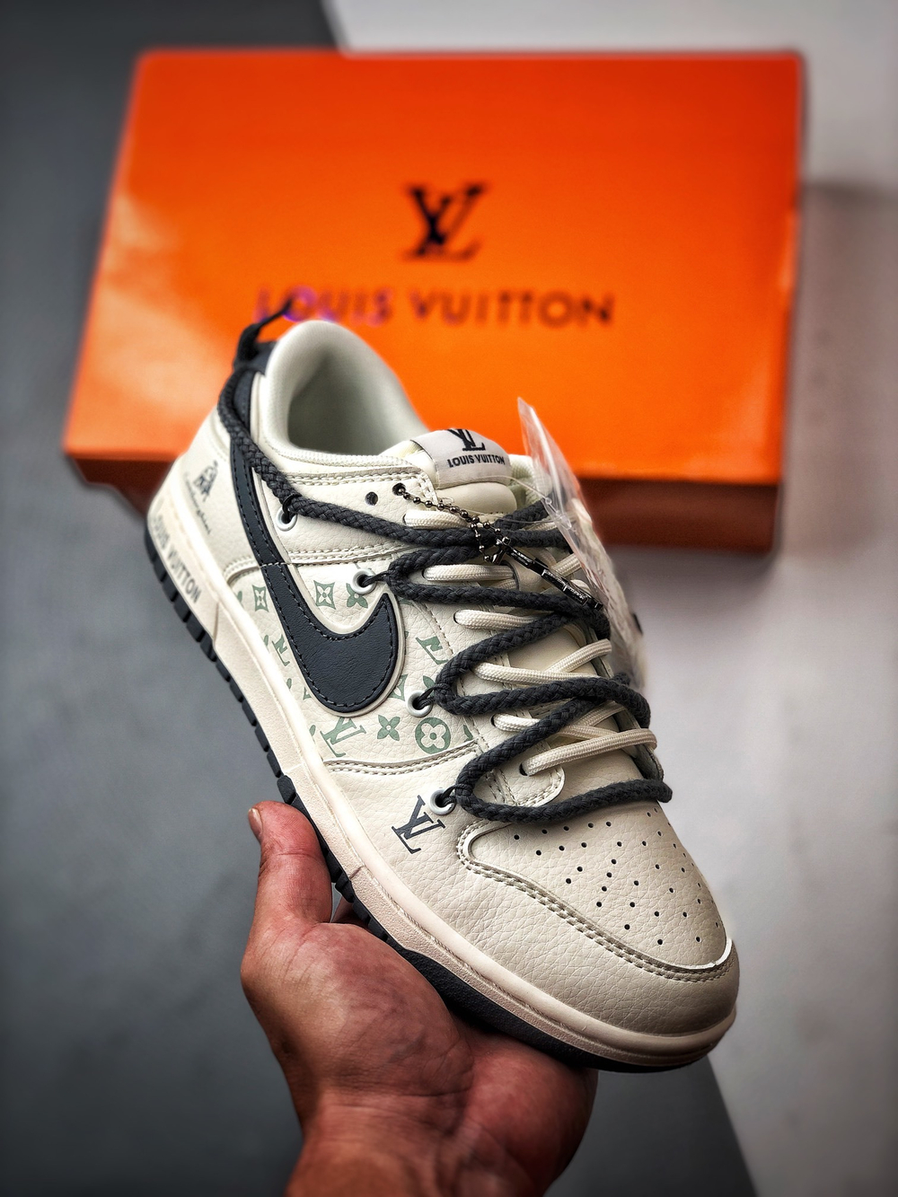 Nike Dunk Low