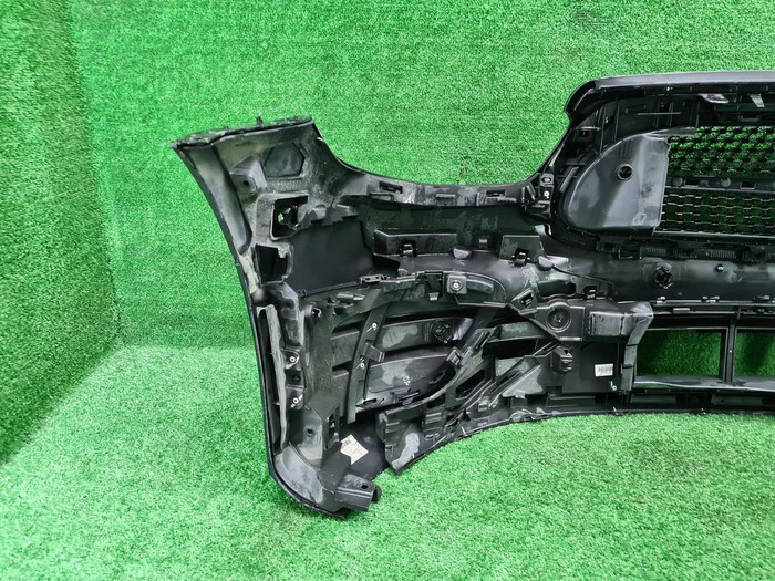 Бампер передний Mercedes E W213 20-23 AMG В сборе