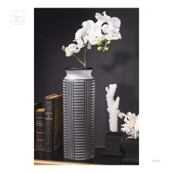 Ваза White frosted vaseВаза Objet de Curiosite Черный / Белый