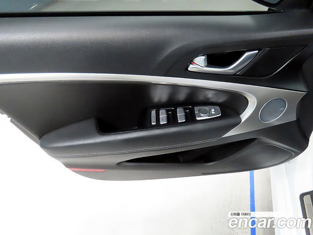 Genesis The New G70 Shooting Brake Бензин 2.0T 2WD (11.2022)