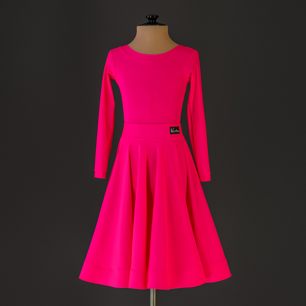 розовое платье для танцев