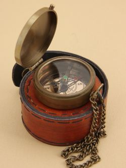 Nautical Карманный компас