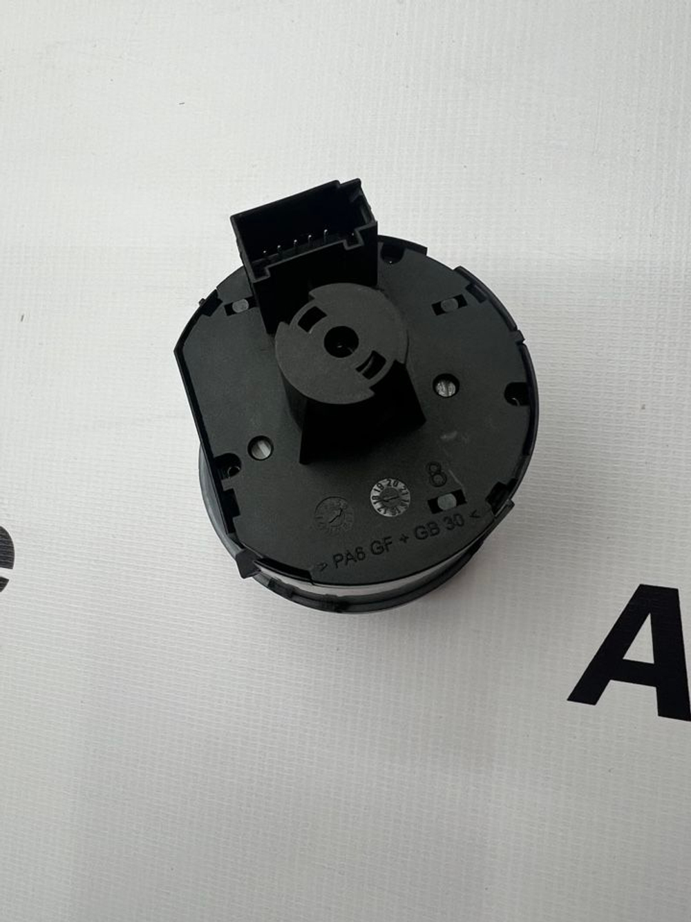 Переключaтель свeта Vоlkswаgеn Gоlf, Polo. 1K0941431BB. Оригинал.