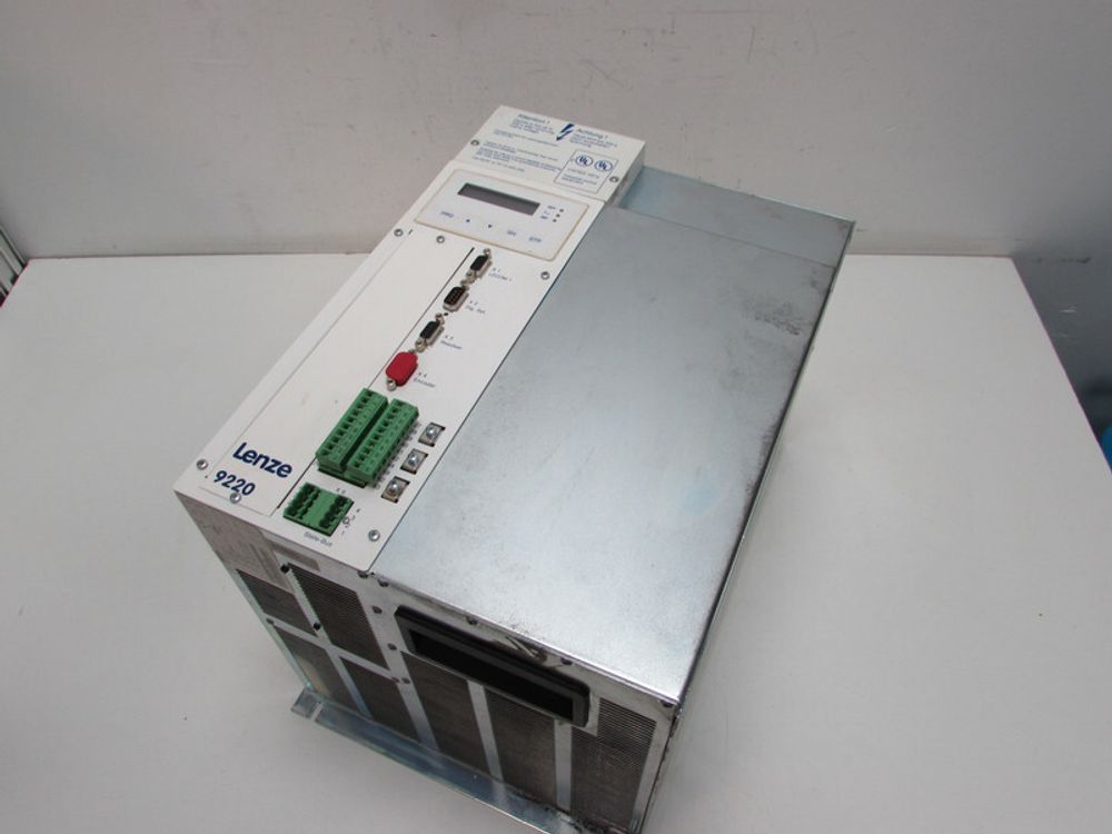 LENZE 33.9225 E