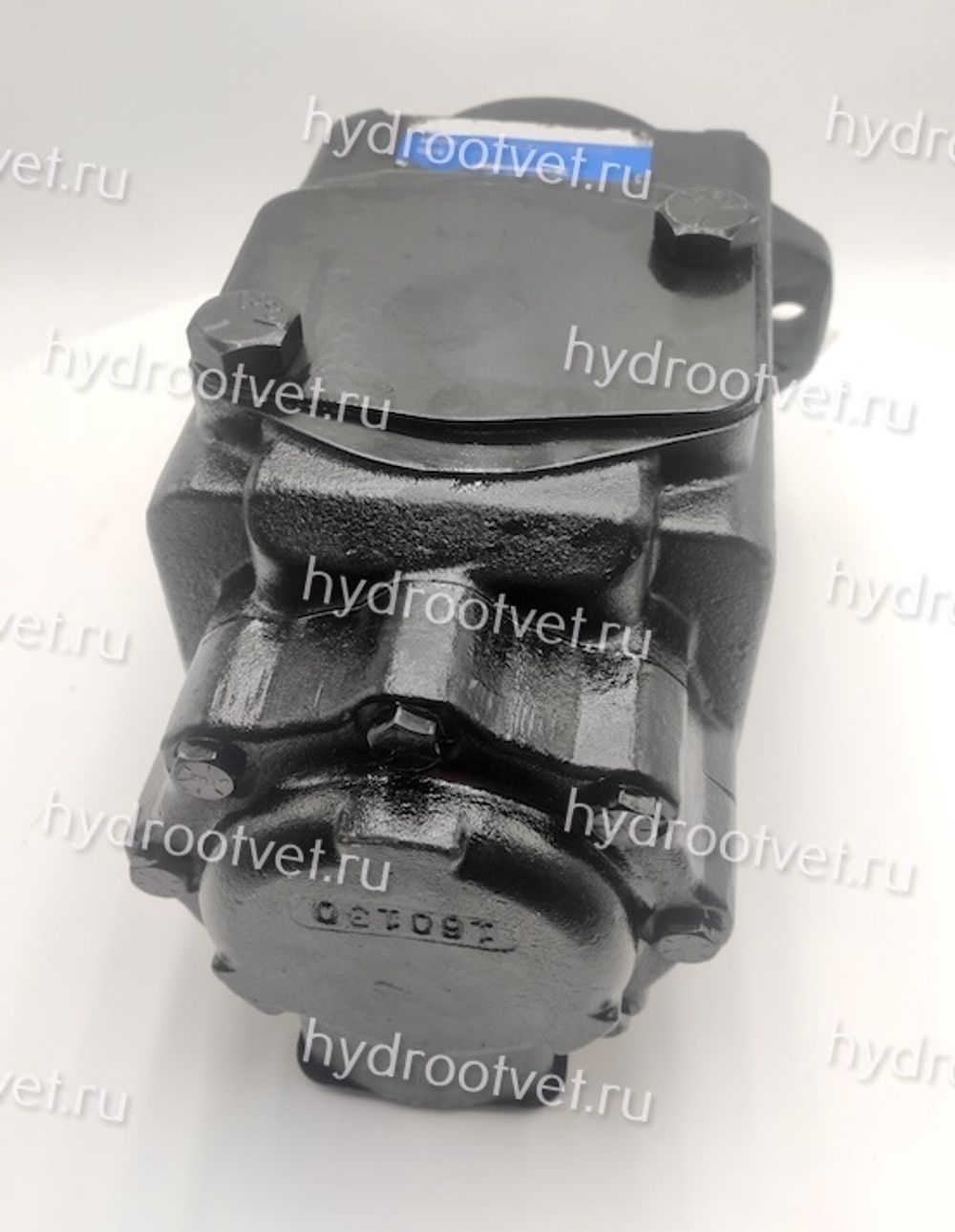 T67DCB42B221R00A100 - Пластинчатый нерегулируемый двухпоточный насос серии T67DC с рабочим объемом 137,5+70 см3