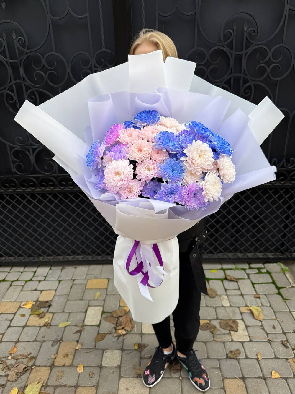 Букет из разноцветных хризантем Алтай