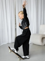 Спортивный костюм для девочки в школу