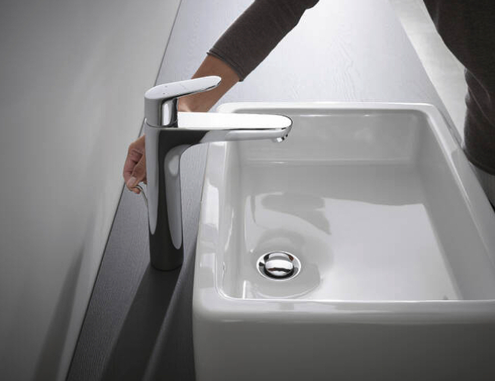 Смеситель для раковины Hansgrohe Focus E2 31608000 хром