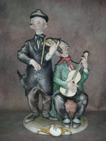 Статуэтка. Фарфор. Супер дуэт. Capodimonte. Италия