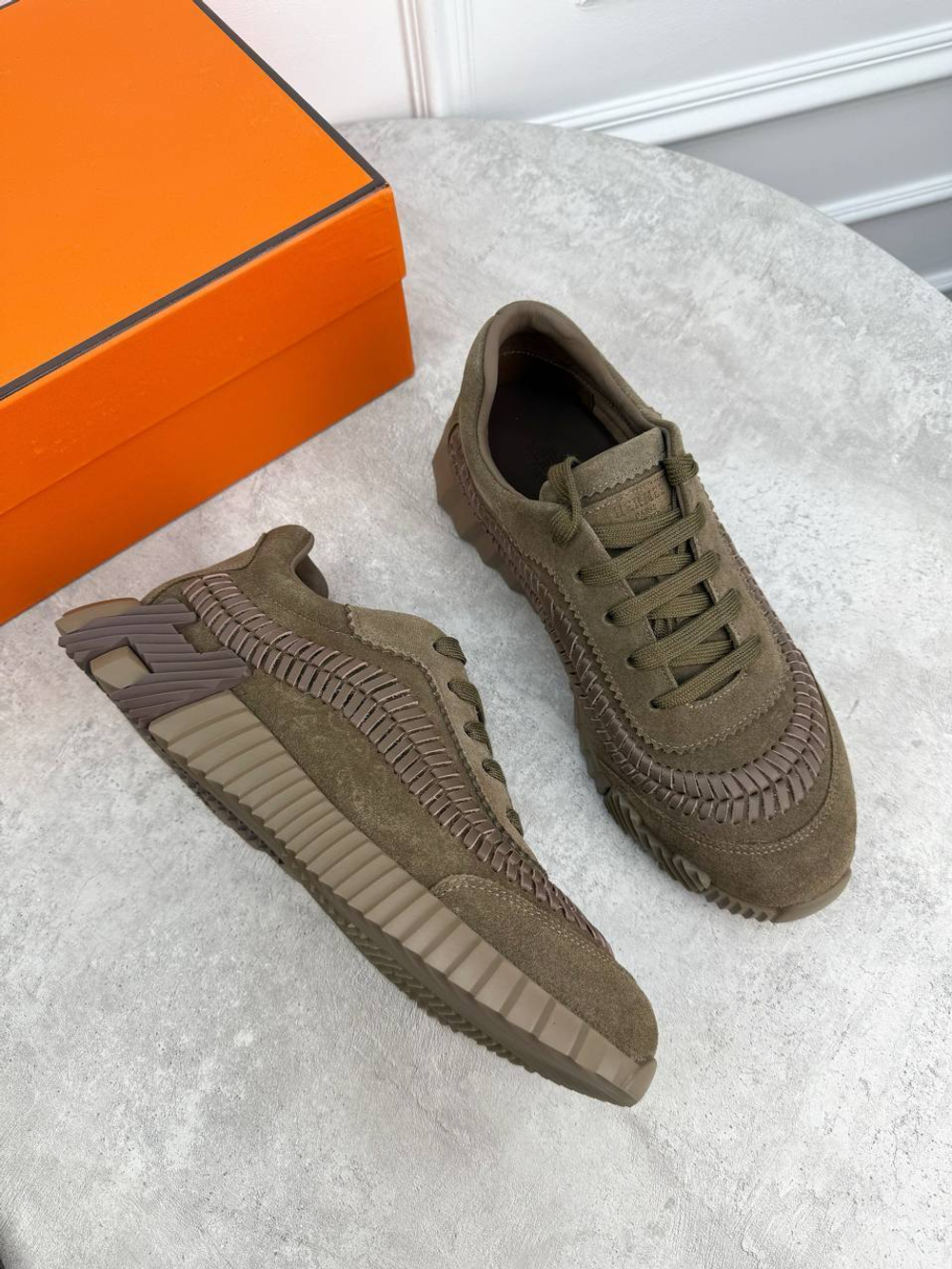 Кроссовки Hermes