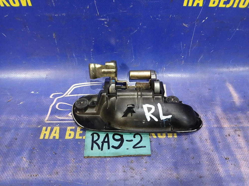 Ручка двери задней левой внешняя Honda ODYSSEY 2002