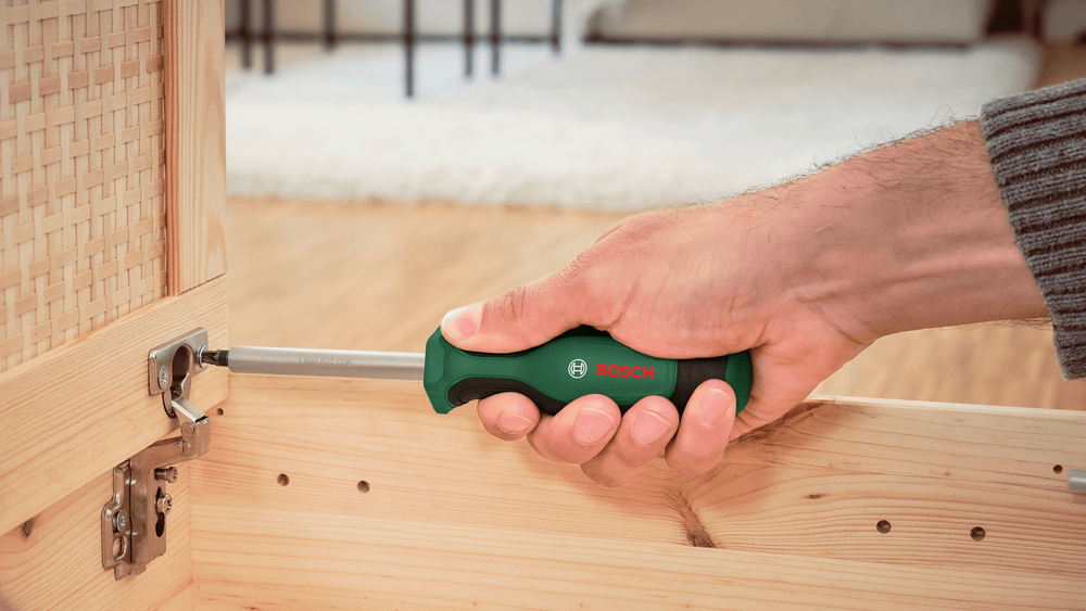 Набор инструмента расширенный 52 предмета BOSCH 1600A02BY7
