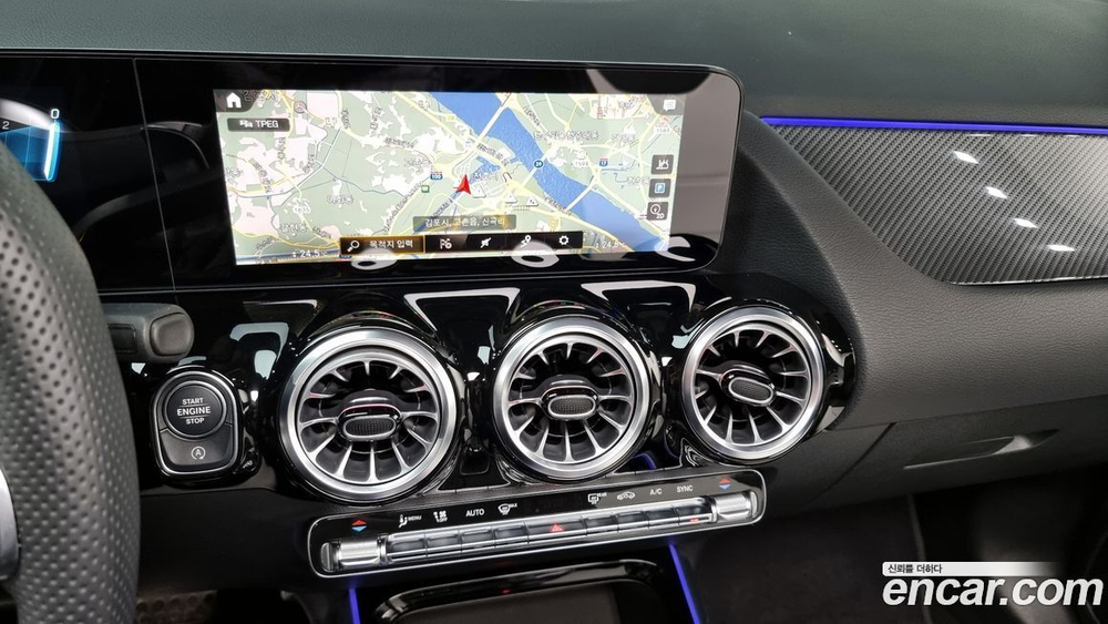 Mercedes-Benz GLA-Class H247 GLA45 AMG 4MATIC+ (12.2022)