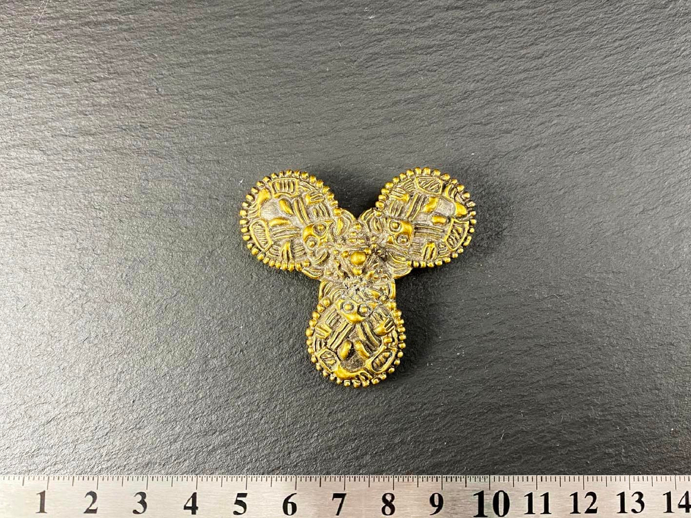 Фибула. Аска, Хедебю 9-10 в. (трилистник)