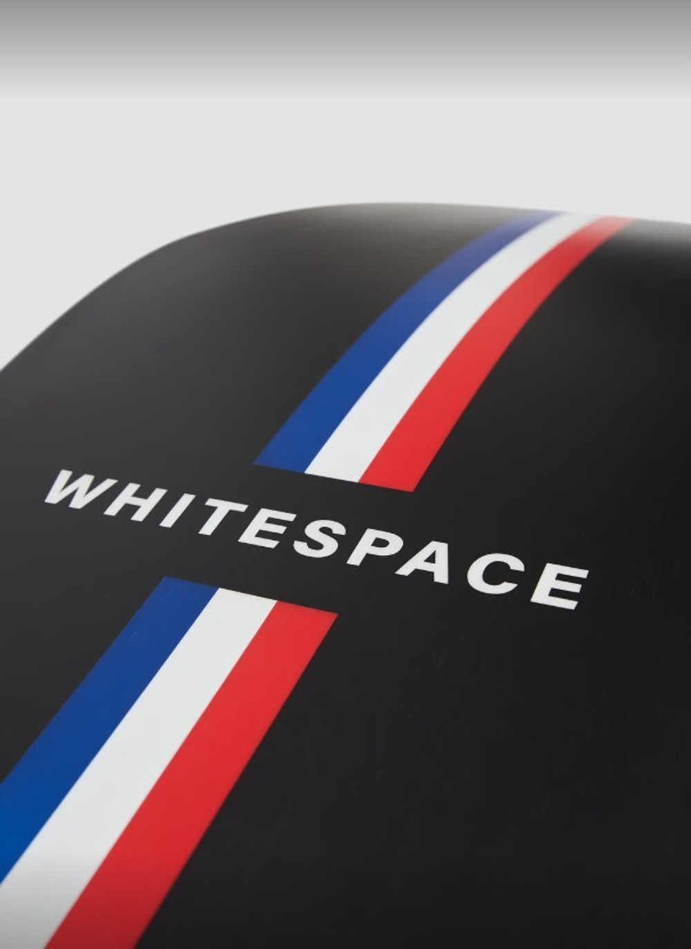 Сноуборд Moncler Grenoble x Whitespace