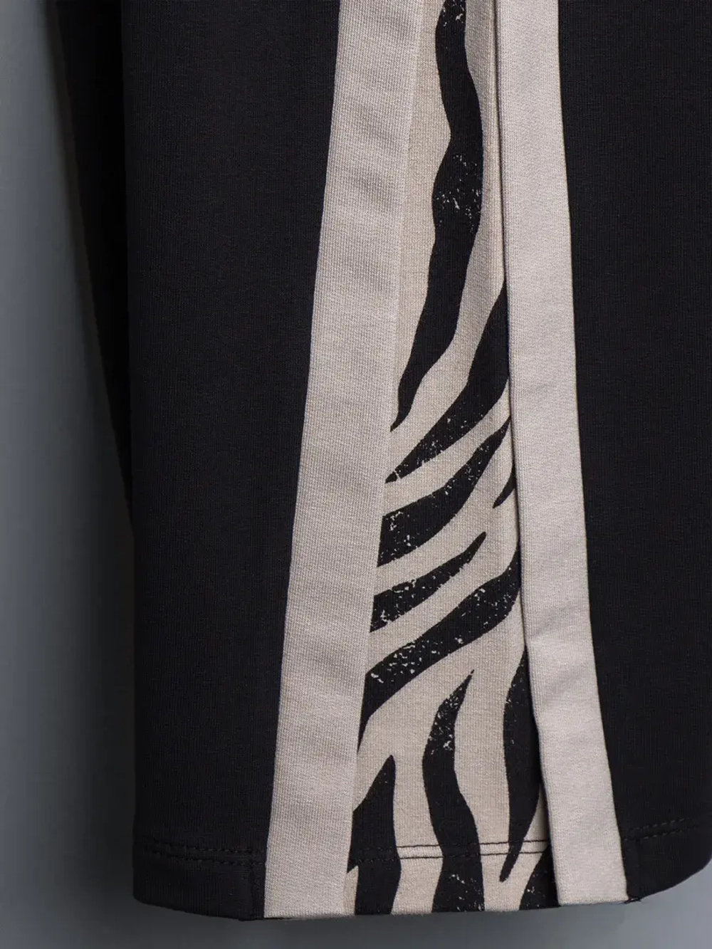 Брюки для девочки на осень