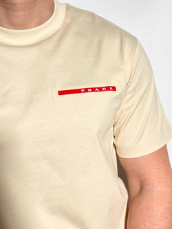 Футболка Prada