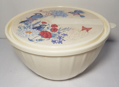 Салатник Bono 0,6л. с крышкой (декор Птица)