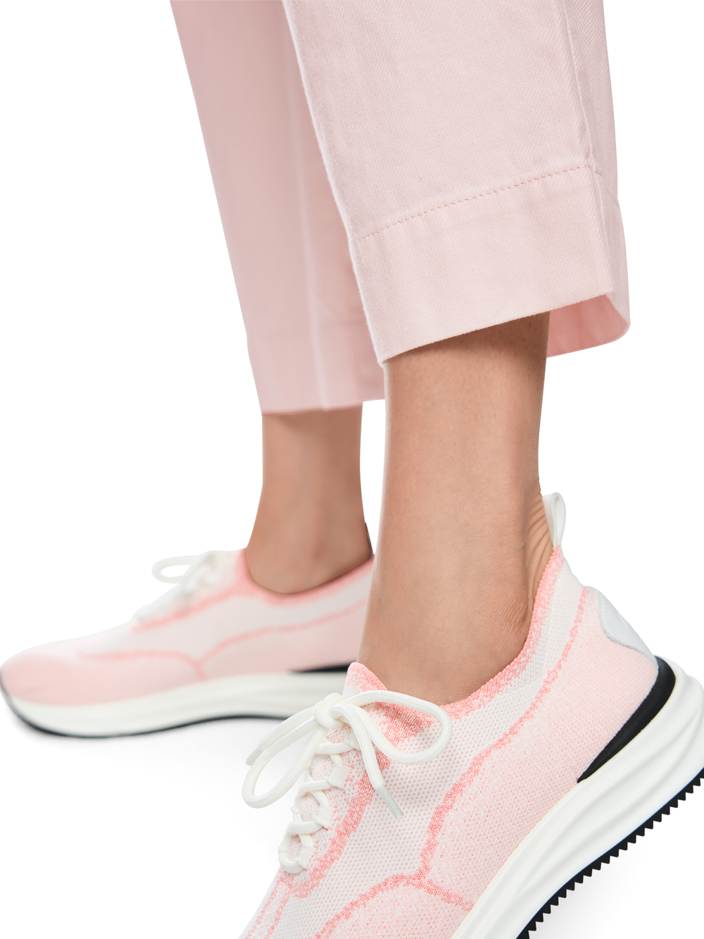 Джинсы из хлопка