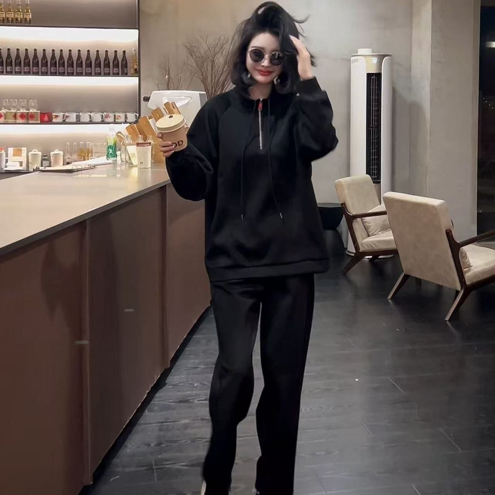 Костюм