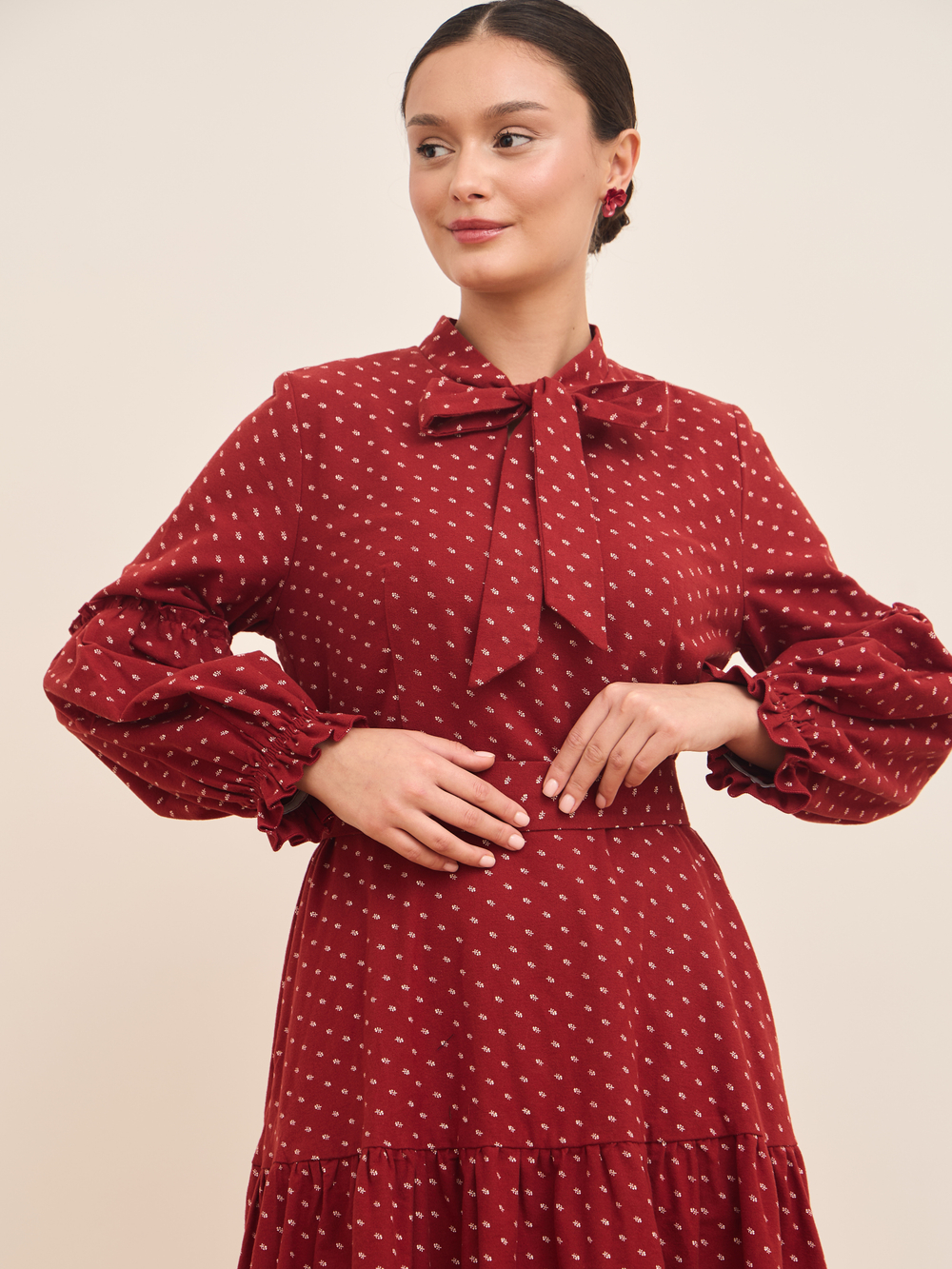 Платье на завязках