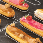 Силиконовый коврик перфорированный с разметкой Air mat Éclair & Choux 300x400мм, Silikomart, Италия