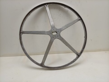 WDN2067WF кт37 Шкив бака для стиральной машины Indesit 174000149 б/у