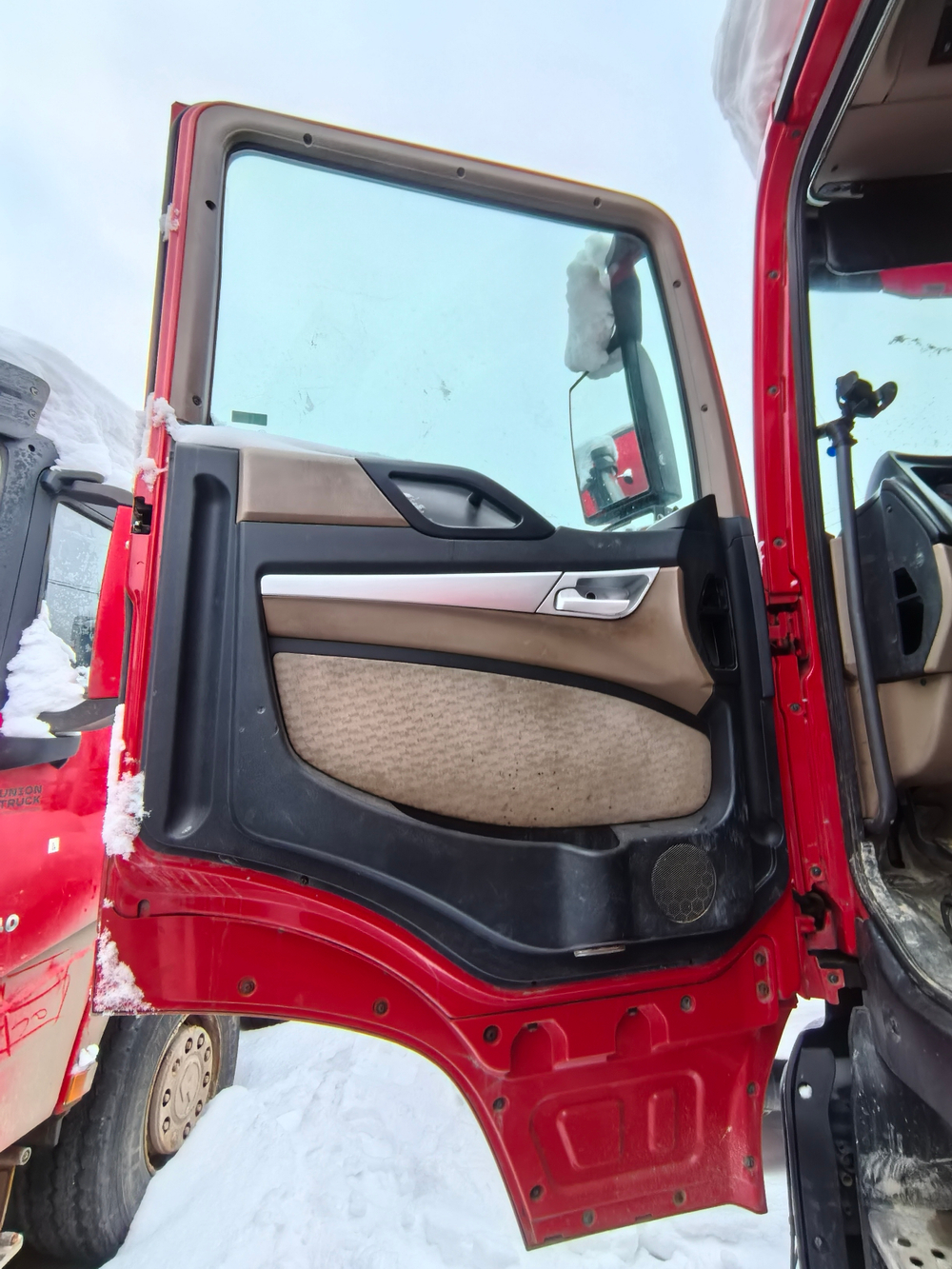Howo T5G 8x4 Самосвал ZZ3317V306GE1 (Дизельный, 10,5 л, 441 л.с., МТ)