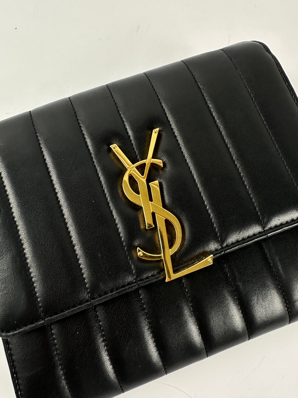 Сумка Saint Laurent Vicky Chain Wallet
