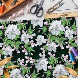 Ткань бифлекс живые белые лилии на чёрном фоне