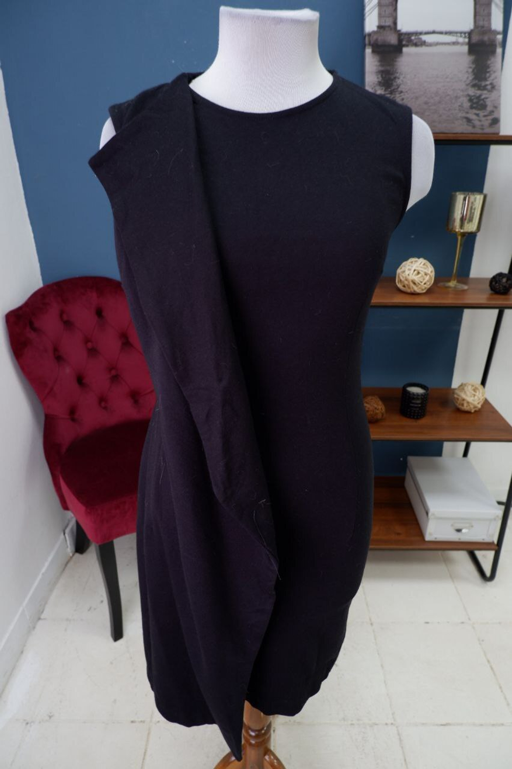 Платье Incity лаконичное 44 размер