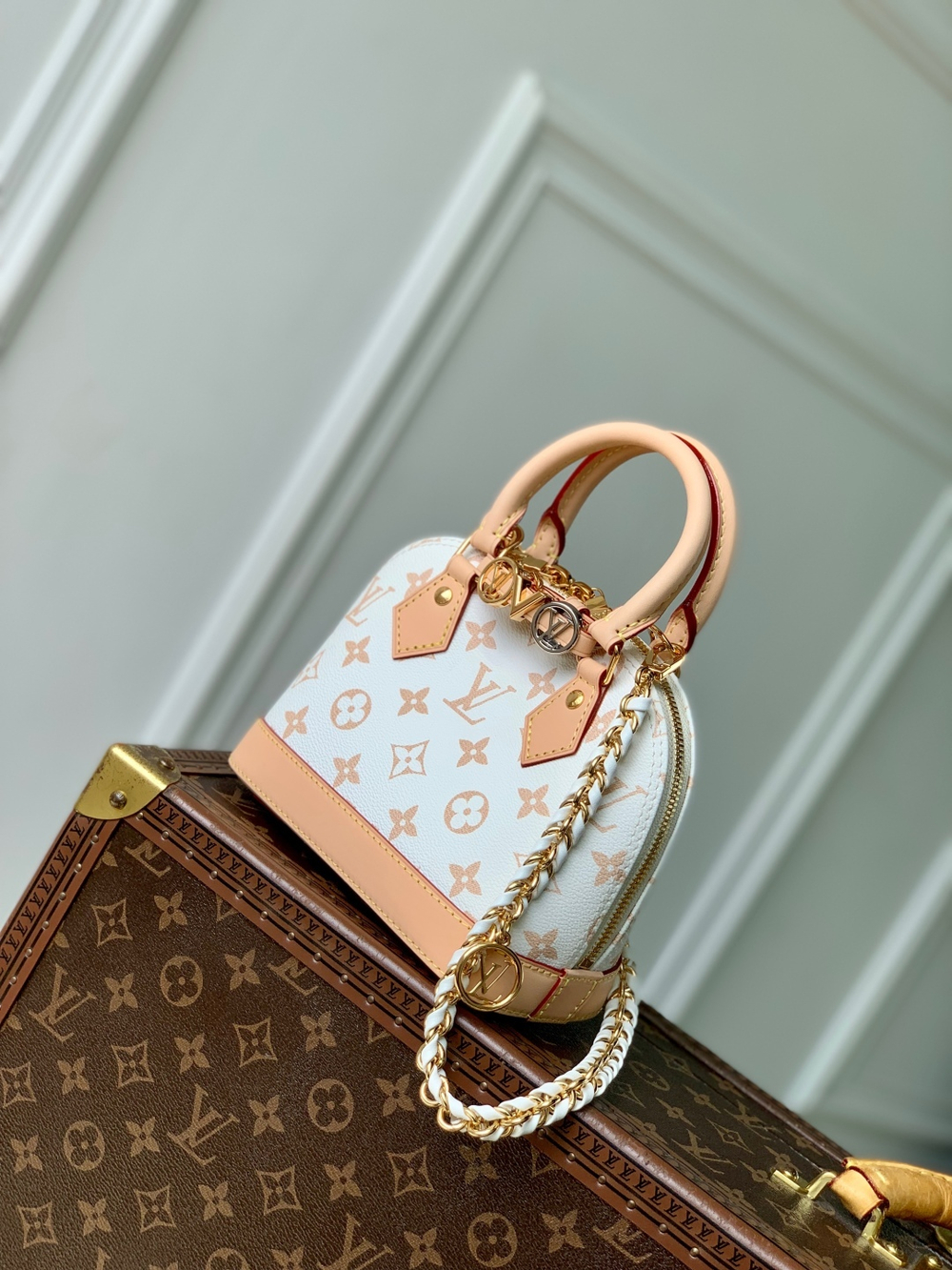 Louis Vuitton Nano Alma
