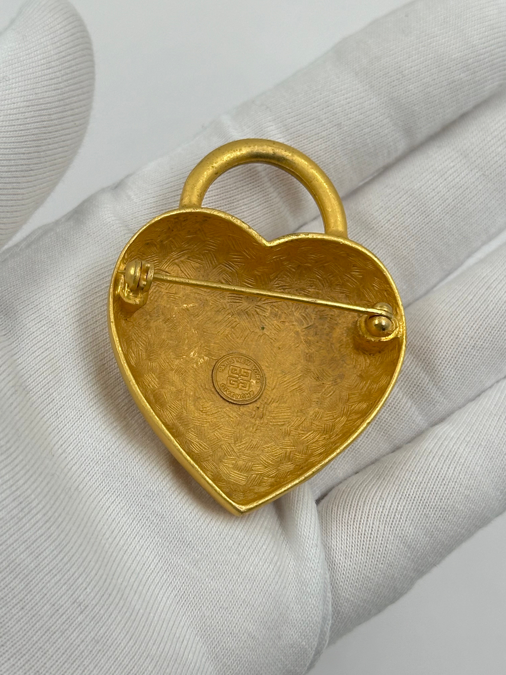 Брошь Сердце Givenchy