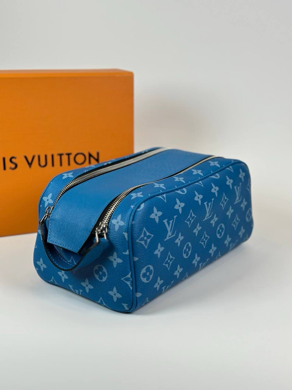 Косметичка Louis Vuitton