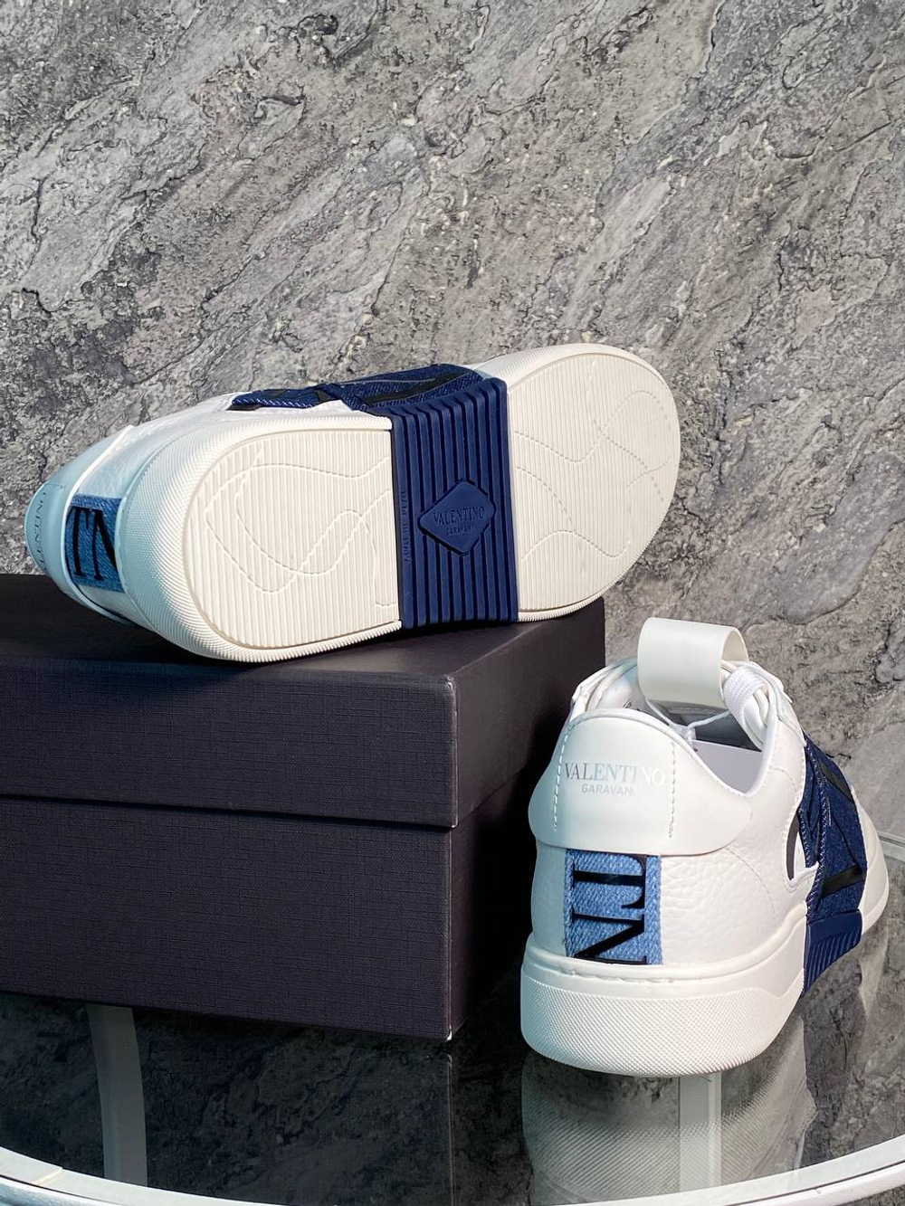 Кеды Valentino