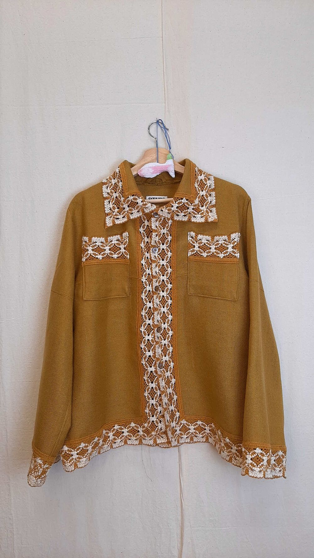 Рубашка Soeurs с Кружевом/Mustard Lace Long Sleeve горчичная