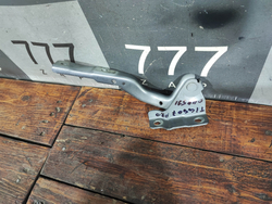 Петля капота левая Chery Tiggo 7 Pro 20-нв Б/У Оригинал J268402030