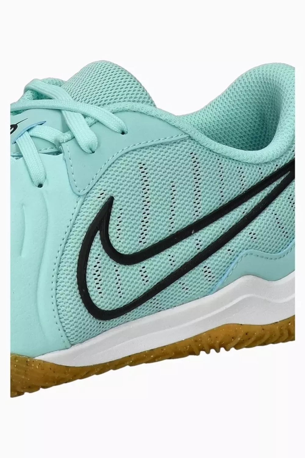 Nike academy ic hotsell