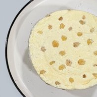 Адыгейский сыр с изюмом