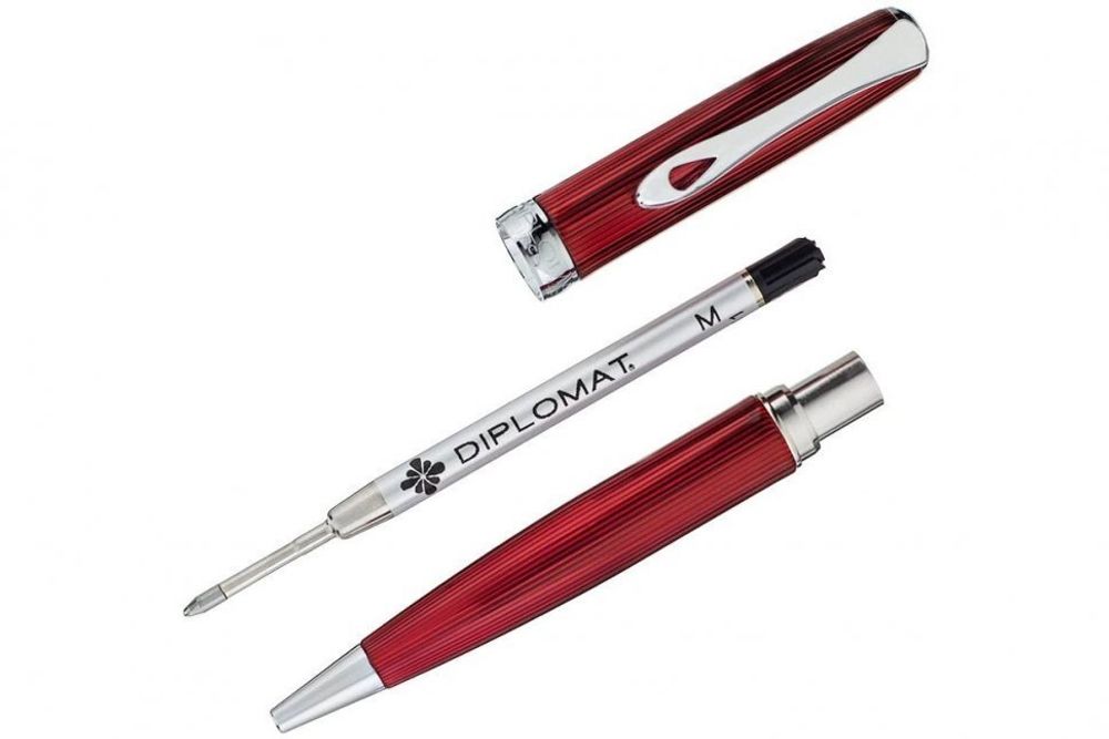 Шариковая ручка Diplomat Excellence A2 Skyline red (D40216040) 2