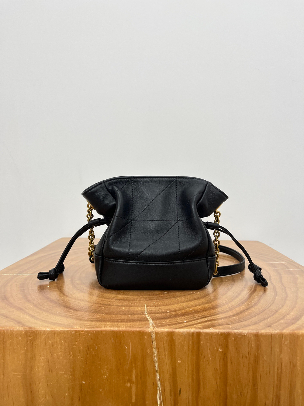 JAMIE MINI SHOULDER ИЗ КОЖИ ЯГНЕНКА