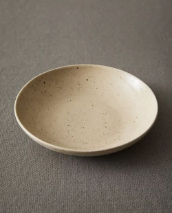 ZARA HOME ГЛУБОКАЯ ТАРЕЛКА ИЗ КЕРАМИКИ С УЗОРОМ В ГОРОШЕК, БЕЖЕВЫЙ