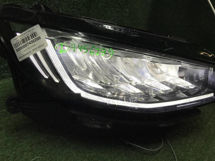 Битая Фара правая Geely Atlas Pro (2021-н.в.) LED