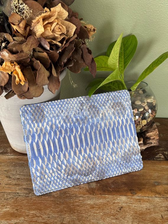 Обложка на паспорт из питона AC-132