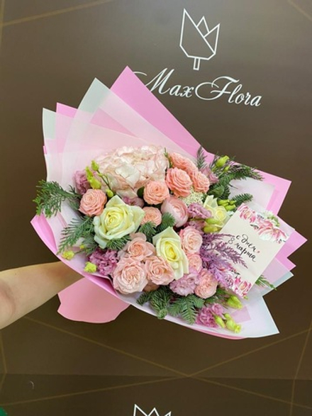 Букет 8 Марта М-5