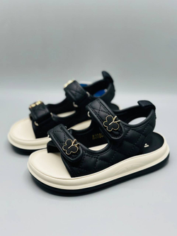 Детские кожаные босоножки Miu Miu с бабочкой