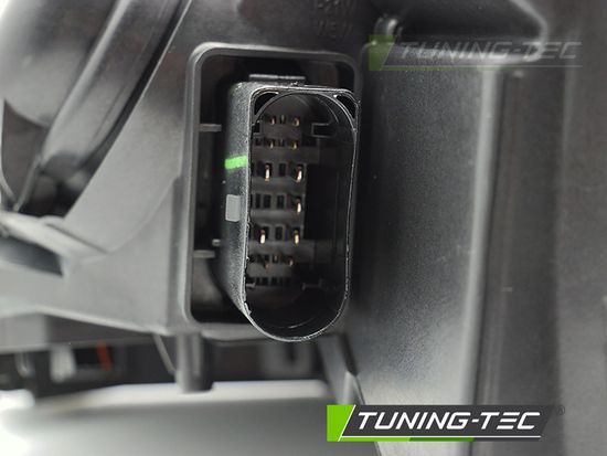 XENON HEADLIGHT CHROME RIGHT SIDE TYC fits AUDI A4 B7 04-08