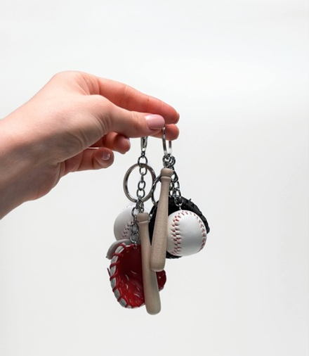 Брелок "Бейсбол" 5 - 7 см. Оптом