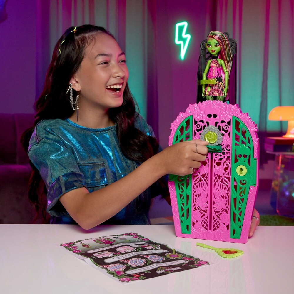 Monster High - Scary Creeps Venus McFlytrap Кукла + аксессуары HYT75