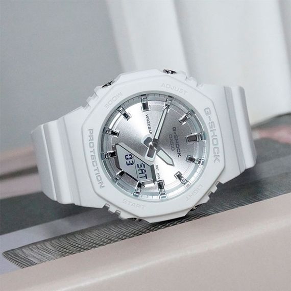 Наручные часы Casio GMA-P2100VA-7A